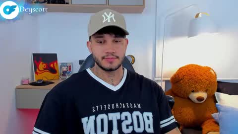 Snapshot of deymon_scott chatting on 03/09/25, 11:14 JULIAN online show from 03/09/25, 11:14