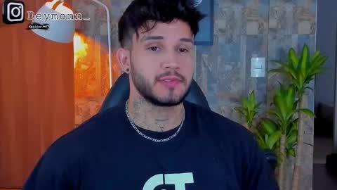 JULIAN online show from 10/14/25, 08:31