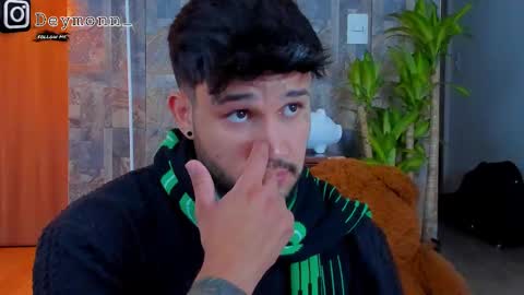 JULIAN online show from 10/24/25, 08:27