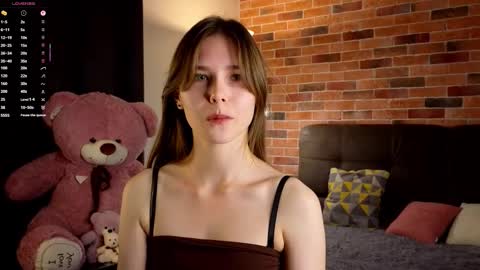 Kira online show from 10/06/25, 05:43