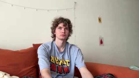 Snapshot of di_n_alex chatting on 10/12/25, 09:52 Di Alex online show from 10/12/25, 09:52