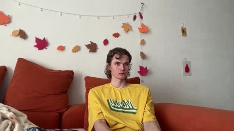 Snapshot of di_n_alex chatting on 10/25/25, 09:17 Di Alex online show from 10/25/25, 09:17