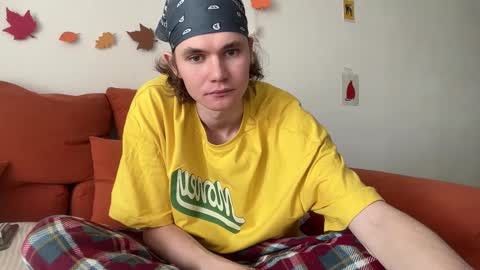 Snapshot of di_n_alex chatting on 11/01/25, 09:11 Di Alex online show from 11/01/25, 09:11