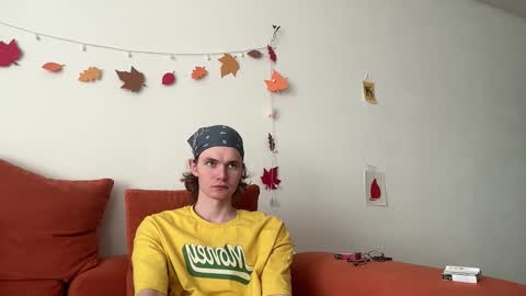 Snapshot of di_n_alex chatting on 11/15/25, 09:39 Di Alex online show from 11/15/25, 09:39