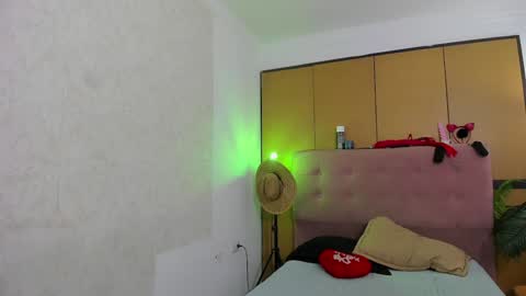 D I A B L A online show from 12/31/24, 03:01