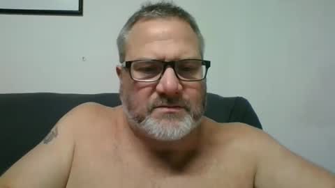 Snapshot of diamond_couple_82 chatting on 01/11/25, 07:06 diamond_couple_82 online show from 01/11/25, 07:06