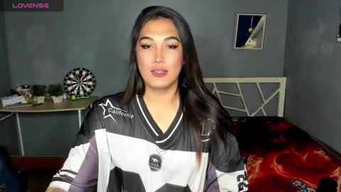 Snapshot of diamond_foxy chatting on 01/07/25, 02:30 Wency online show from 01/07/25, 02:30