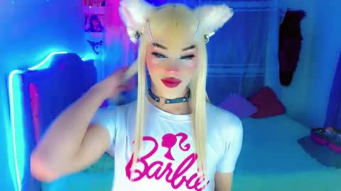 Snapshot of diamond_hott1 chatting on 01/05/25, 03:00 AmayaGirl online show from 01/05/25, 03:00