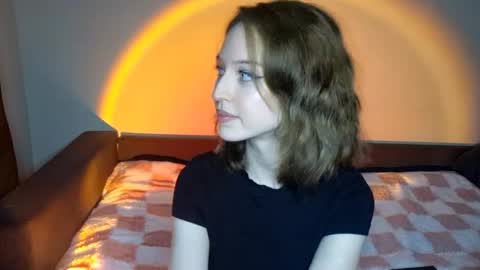 Snapshot of diamondcorza chatting on 10/02/25, 01:29 Mila online show from 10/02/25, 01:29