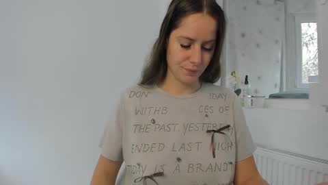 diamondkay_ online show from 11/15/25, 11:40