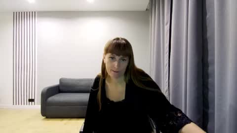 Snapshot of diana_meridor chatting on 12/23/24, 02:45 diana_meridor online show from 12/23/24, 02:45