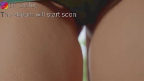 Snapshot of diana_smiley chatting on 03/03/25, 01:42 Diana online show from 03/03/25, 01:42