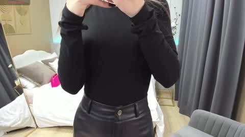 Snapshot of diana_soft chatting on 11/16/25, 05:35 Diana online show from 11/16/25, 05:35