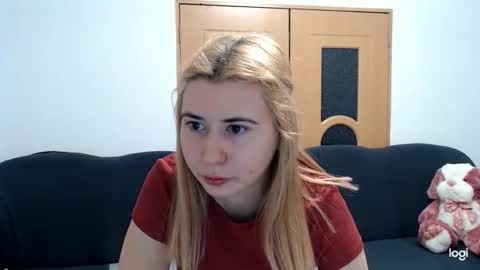 dianasmiey7 online show from 02/19/25, 08:33