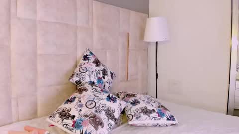 Snapshot of diannevega chatting on 11/27/25, 09:50 call me princess dianne online show from 11/27/25, 09:50