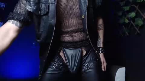 DICAPRIO online show from 10/24/25, 05:59