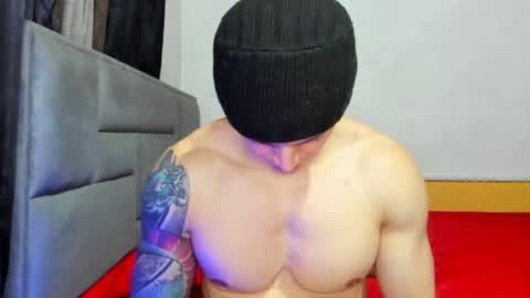 jhon online show from 03/10/25, 01:34