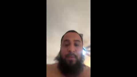 Snapshot of dickdiesel1989 chatting on 10/28/25, 03:43 dickdiesel1989 online show from 10/28/25, 03:43