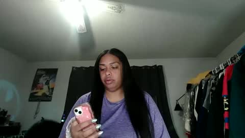 Snapshot of dickmonsta69 chatting on 01/31/25, 04:36 mistressjazmin online show from 01/31/25, 04:36