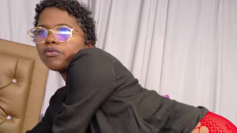 didoelizabeth online show from 10/18/25, 01:23