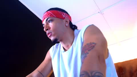 Snapshot of diego__cruz chatting on 12/12/24, 01:17 Diego online show from 12/12/24, 01:17