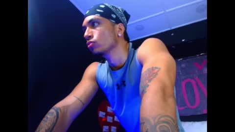 Snapshot of diego__cruz chatting on 02/19/25, 05:49 Diego online show from 02/19/25, 05:49