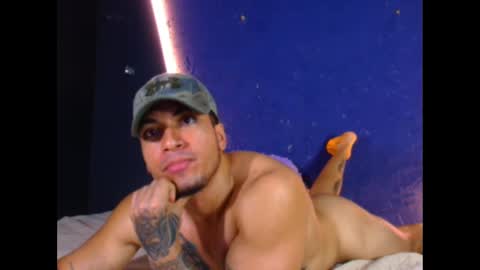 Snapshot of diego__cruz chatting on 02/21/25, 06:04 Diego online show from 02/21/25, 06:04