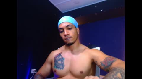 Snapshot of diego__cruz chatting on 02/22/25, 02:52 Diego online show from 02/22/25, 02:52