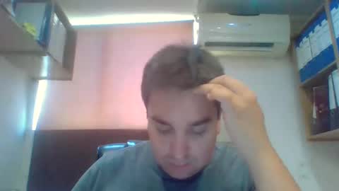 Snapshot of diegoox_cat chatting on 12/02/24, 06:10 Diego online show from 12/02/24, 06:10