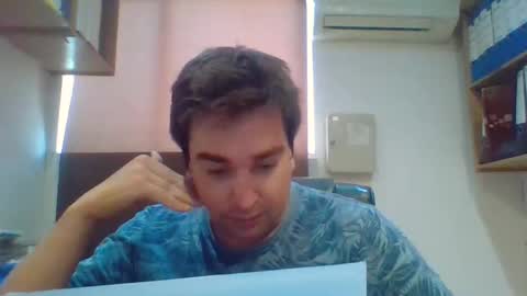 Snapshot of diegoox_cat chatting on 01/07/25, 07:49 Diego online show from 01/07/25, 07:49