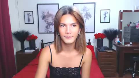 Dennesse online show from 10/12/25, 01:21