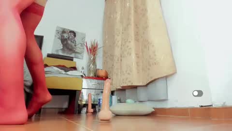 difiortiffany online show from 10/23/25, 04:01