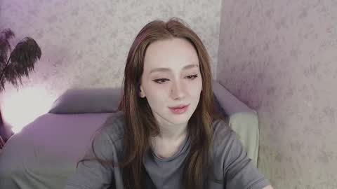 Snapshot of digital_geisha chatting on 03/08/25, 02:23 Hi im Alice 3 Im usualy online 03-10 or 17-21 UTC0 online show from 03/08/25, 02:23