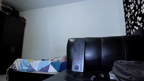 diiego_xxx online show from 10/18/25, 03:02