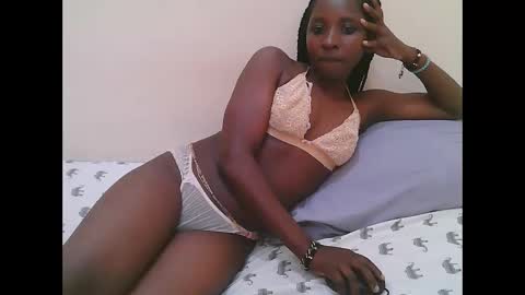 Snapshot of dijahot chatting on 09/29/25, 09:03 Dijah online show from 09/29/25, 09:03