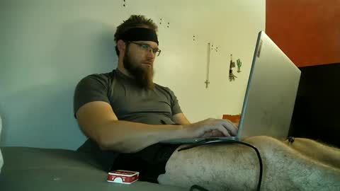 Snapshot of dikdowndaddy chatting on 12/03/24, 07:54 Daddy online show from 12/03/24, 07:54