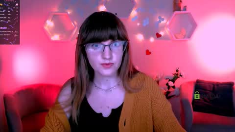 Snapshot of dilara_sunny chatting on 09/30/25, 07:30 dilara_sunny online show from 09/30/25, 07:30