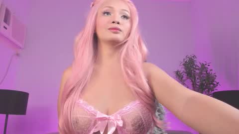 LEXI X BARBIE online show from 09/23/25, 08:45