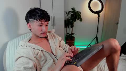 Snapshot of dimitri_targaryen chatting on 01/06/25, 03:42 Fabian online show from 01/06/25, 03:42