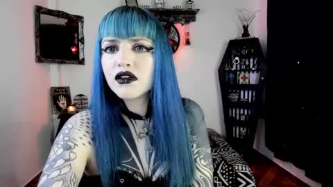 Snapshot of dimmuanddarkness chatting on 10/02/25, 07:59 dimmuanddarkness online show from 10/02/25, 07:59