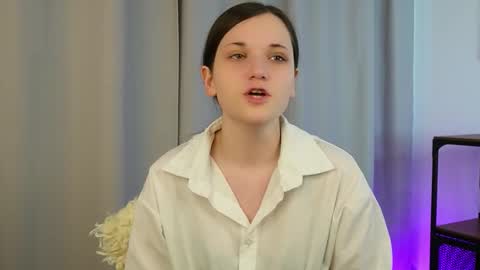 Rina online show from 10/21/25, 04:24