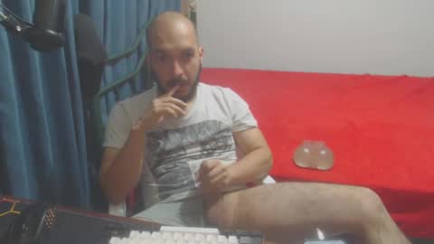 Snapshot of dinchtcams chatting on 02/14/25, 06:45 Dincht online show from 02/14/25, 06:45