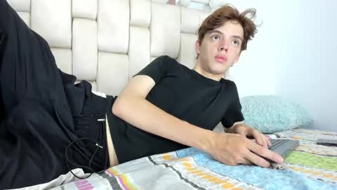 Snapshot of dioniso_69 chatting on 10/23/25, 05:33 apollo online show from 10/23/25, 05:33