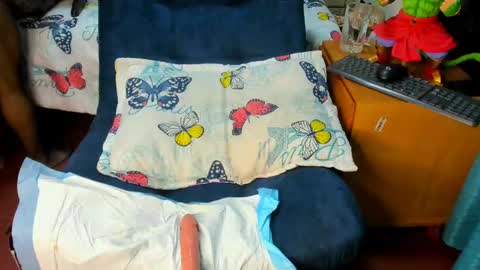 diosadeldeseo online show from 09/13/25, 03:56