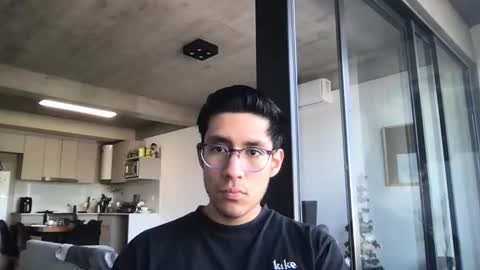 dioslatino online show from 11/10/25, 02:38