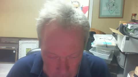 Snapshot of dirkpitt223 chatting on 12/28/24, 02:11 DirtkPitt Fun guy working online show from 12/28/24, 02:11