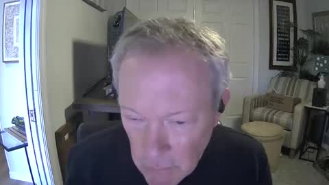 Snapshot of dirkpitt223 chatting on 01/22/25, 03:51 DirtkPitt Fun guy working online show from 01/22/25, 03:51