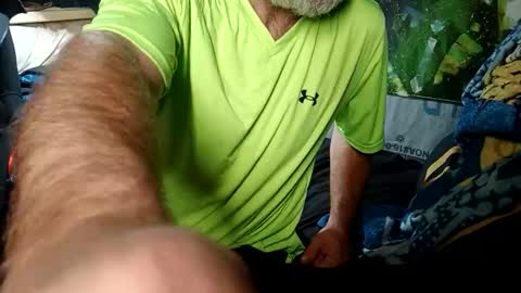 dirtmcgirt82 online show from 12/13/24, 08:20