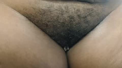 sisi and grovin online show from 10/25/25, 10:34