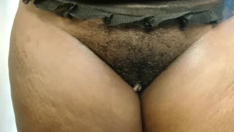 sisi and grovin online show from 10/26/25, 12:49